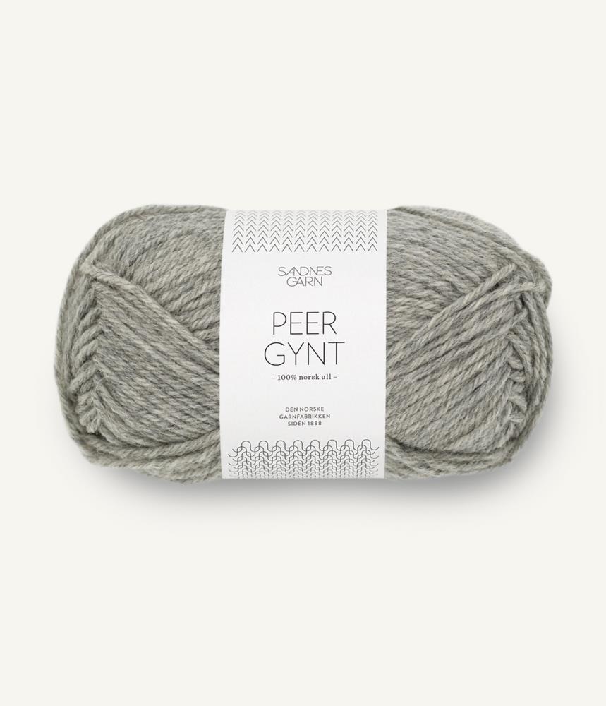 P0003 Stine Peer Gynt Knitting Kit light grey