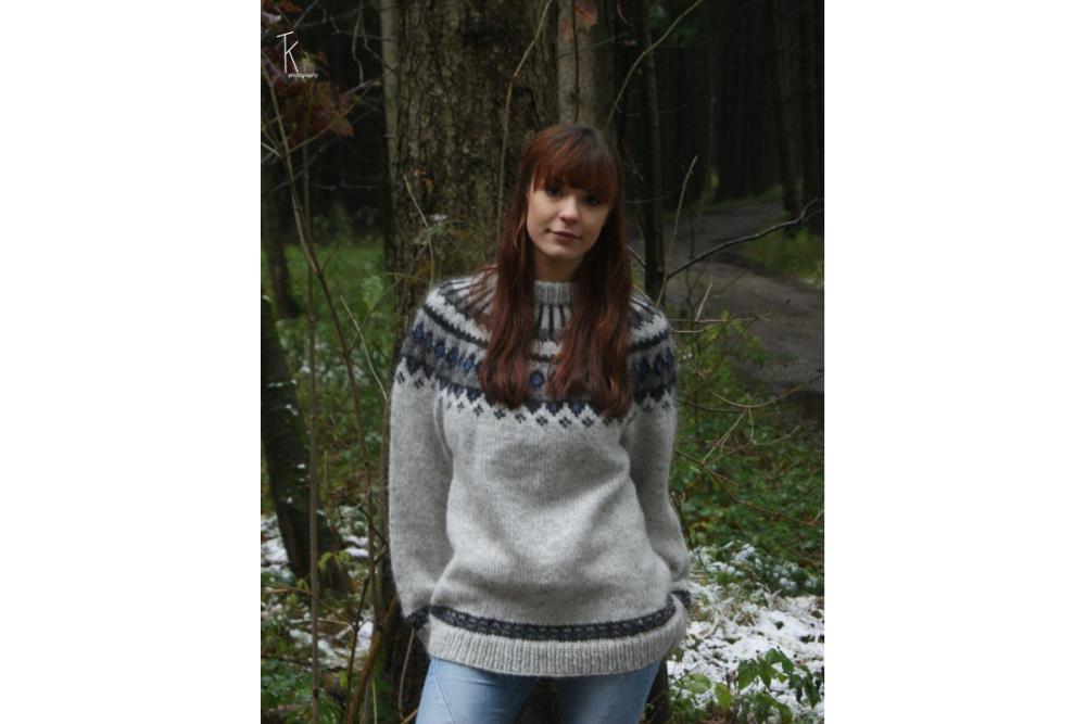 Icelandic Sweater Design 12-334 Size S